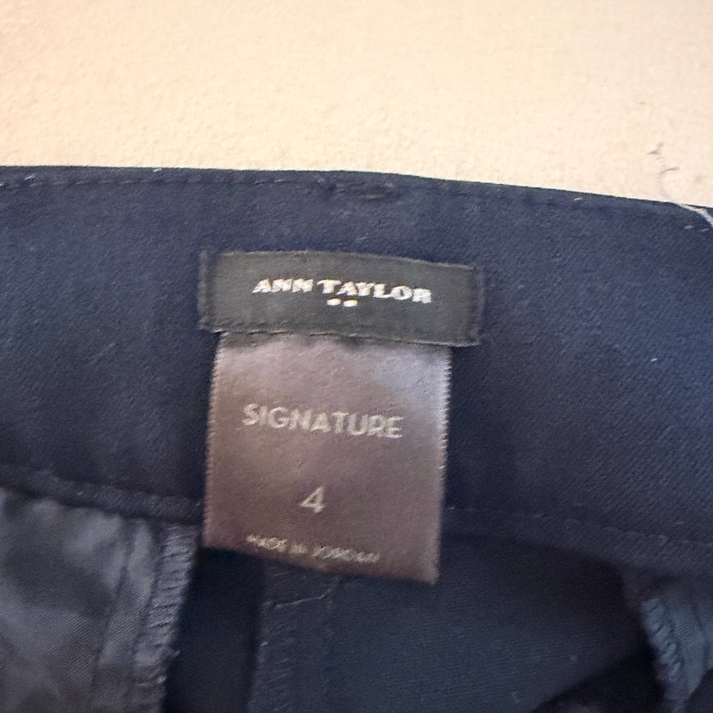Ann Taylor Signature Trousers in Black